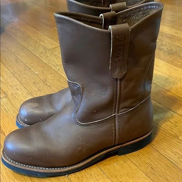 Red Wing Shoes | Shoes | Red Wing Shoes Brown Leather Pullon  display picture 1